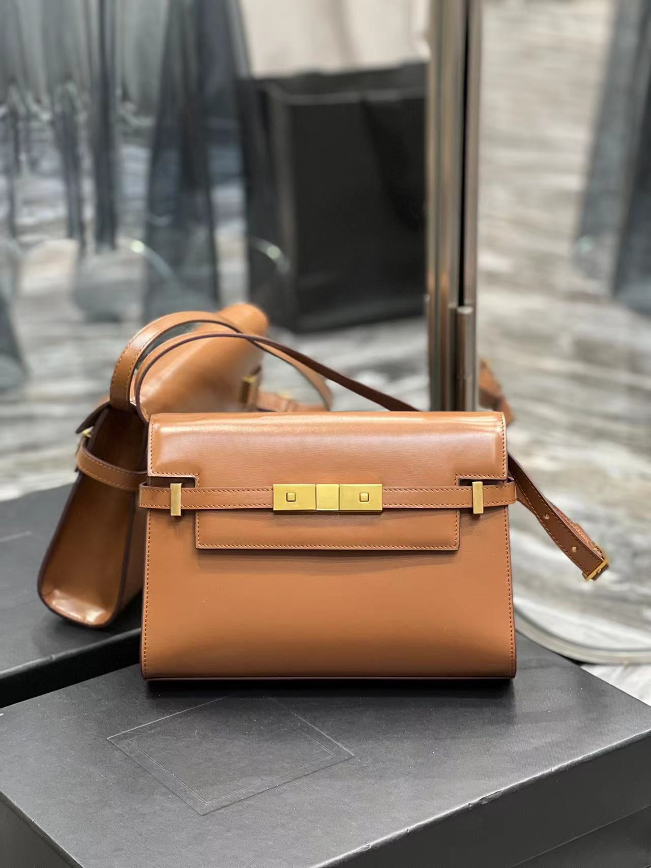 The New Yorker Bag