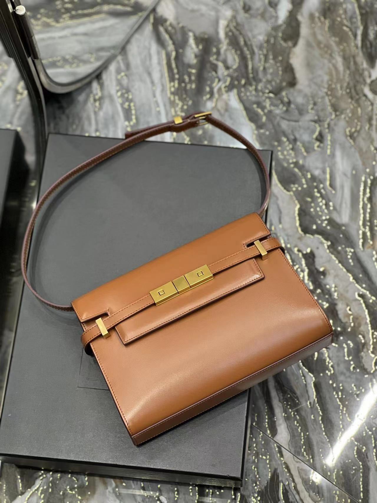 The New Yorker Bag