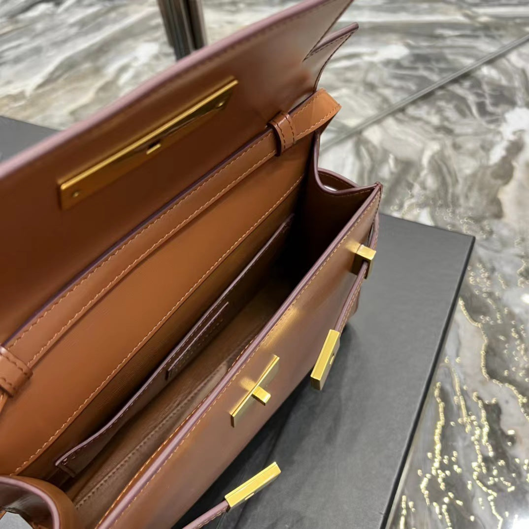 The New Yorker Bag