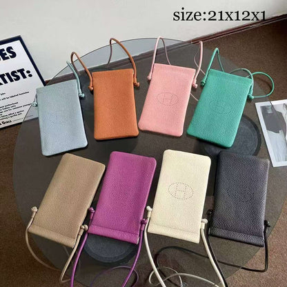 The Hanover Pouch