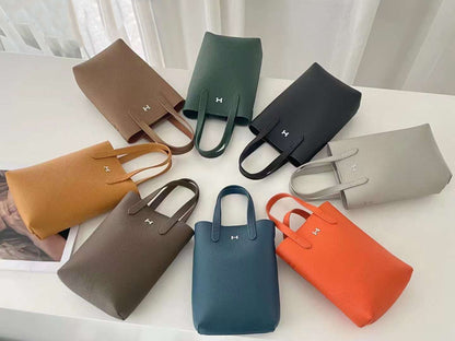 The Hamburg Tote