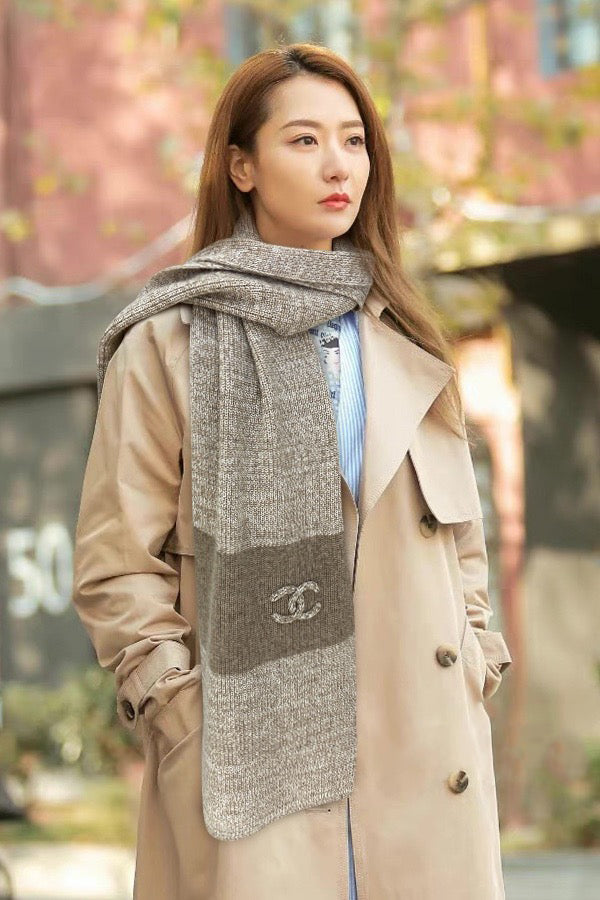 Avon Scarf