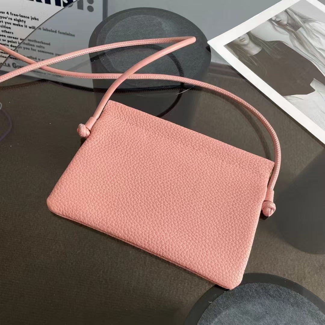 The Hanover Pouch