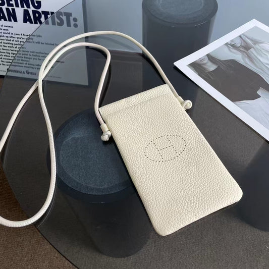 The Hanover Pouch